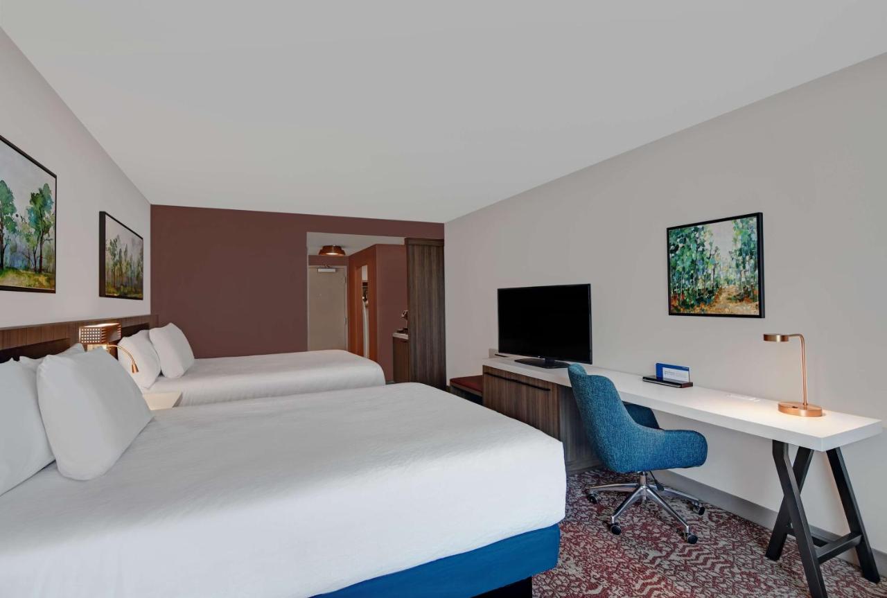 Queen Room with Two Queen Beds - Hearing Accessible at Hilton Garden Inn Madison Huntsville Airport
