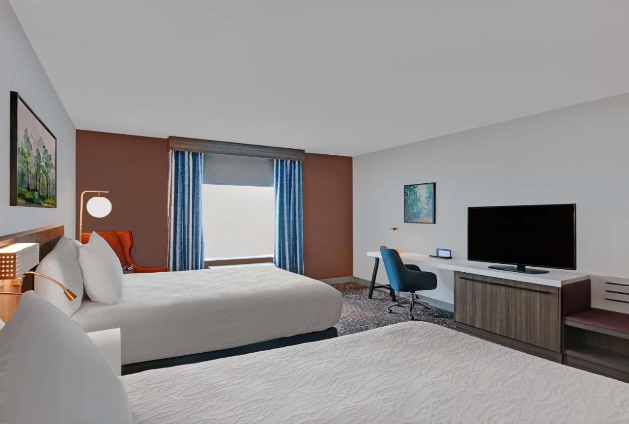 Queen Room with Two Queen Beds - Hearing Accessible at Hilton Garden Inn Madison Huntsville Airport