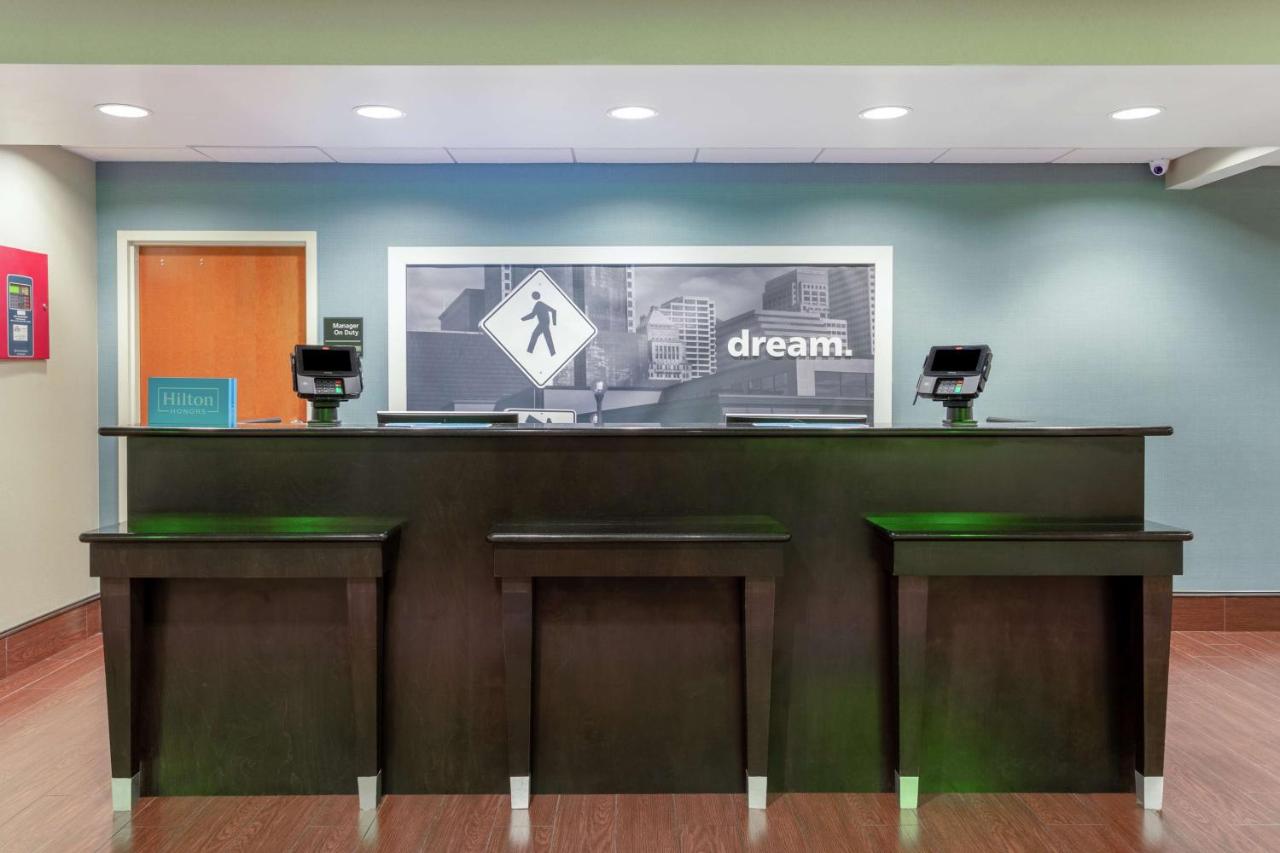 | Hampton Inn Richmond - South