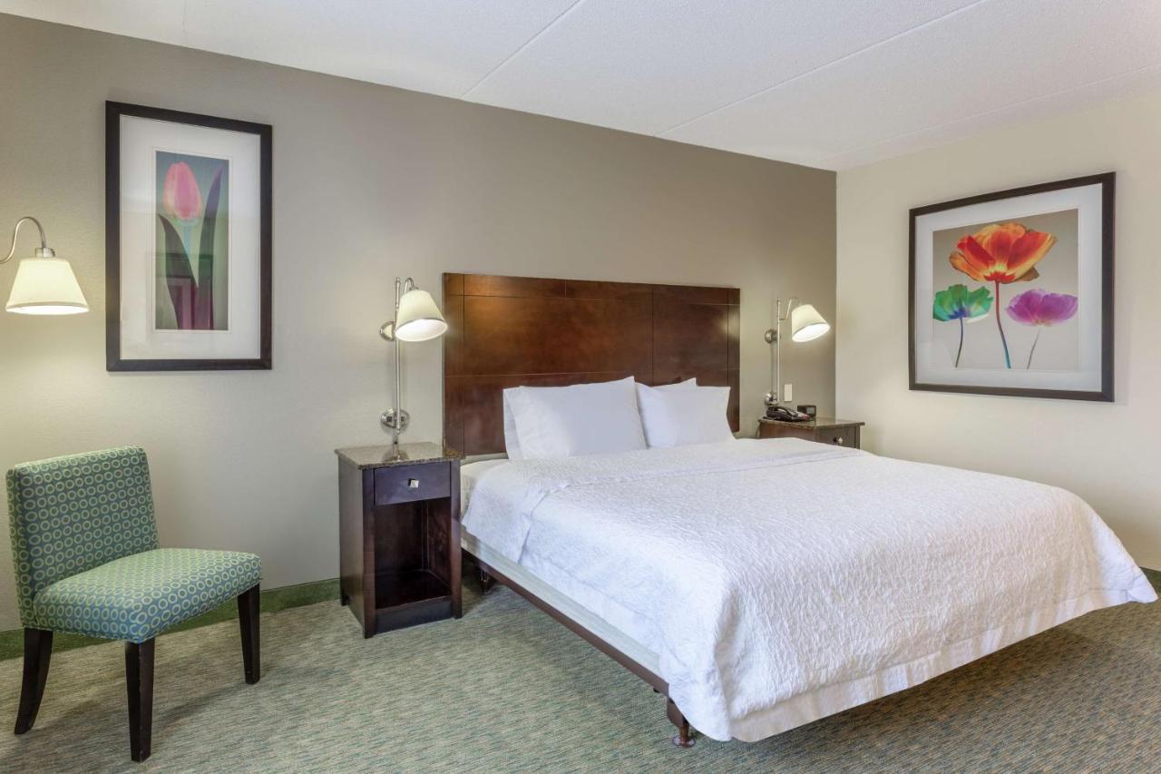 | Hampton Inn Richmond - South