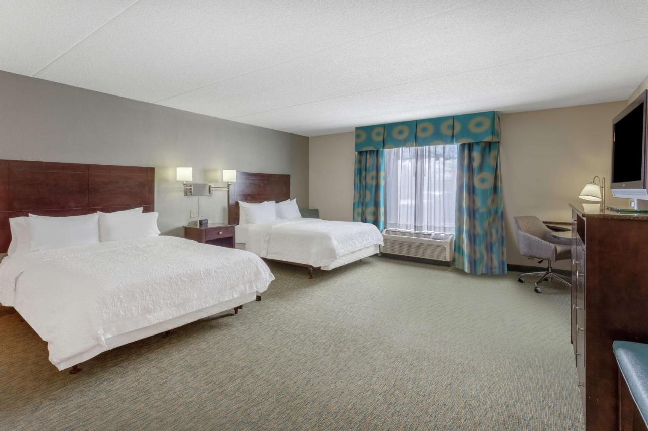 | Hampton Inn Richmond - South