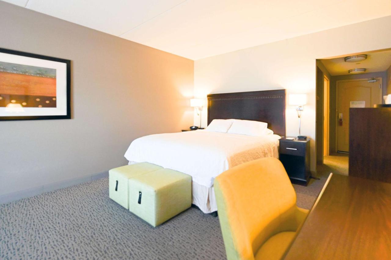 King Room - Non-Smoking at Hampton Inn Suites Smithfield