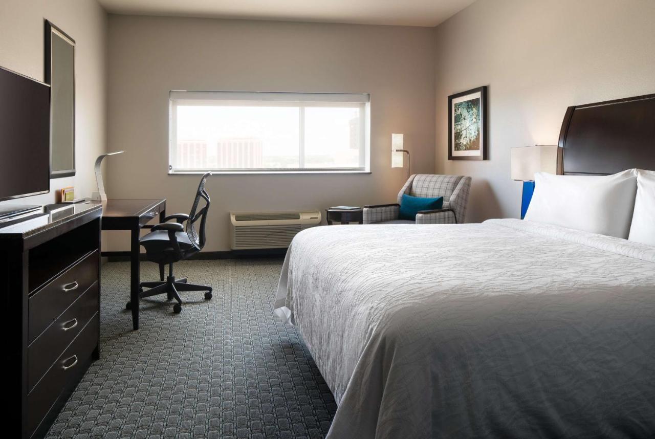 King Room at Hilton Garden Inn Denver/Cherry Creek