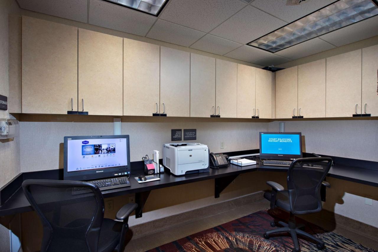 | Hampton Inn Bennington