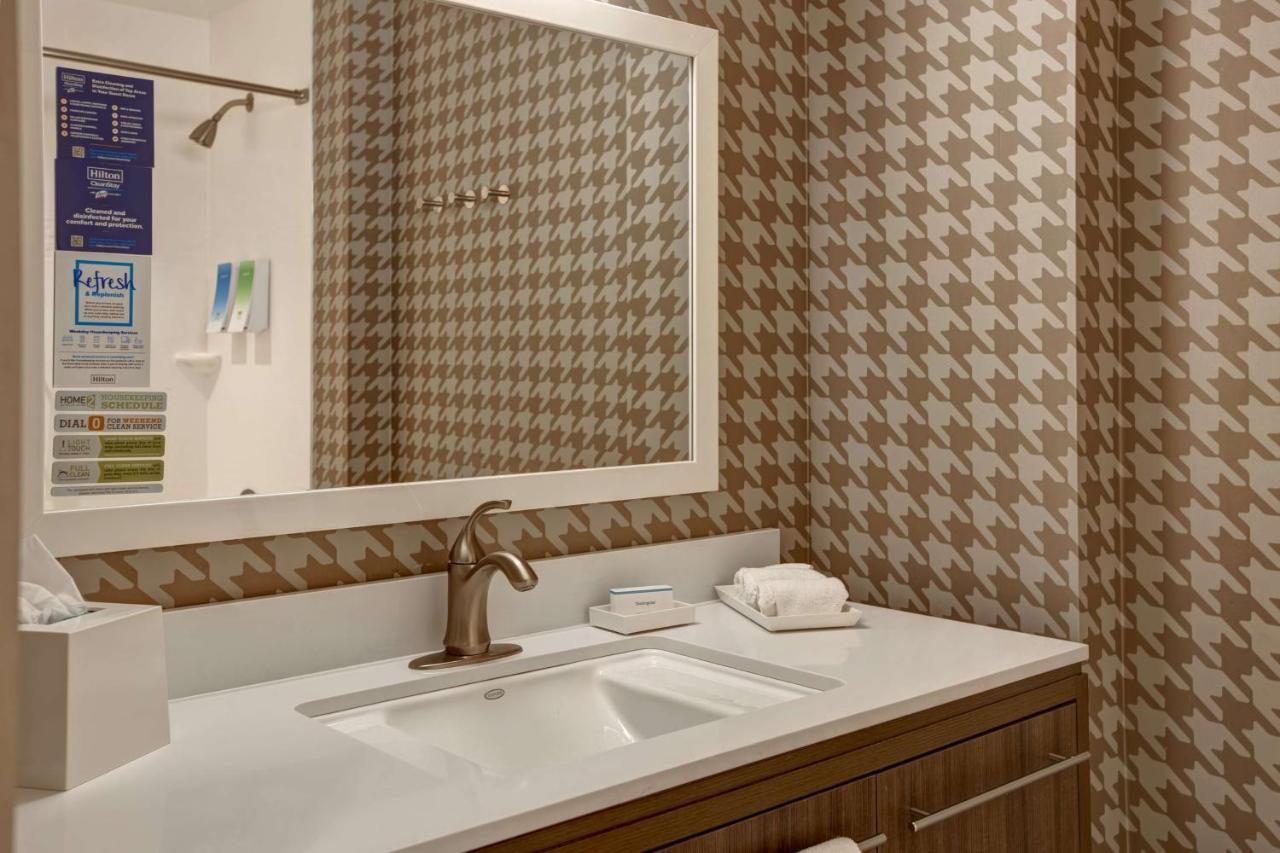 Queen Studio - Non-Smoking at Home2 Suites by Hilton San Antonio Riverwalk, TX