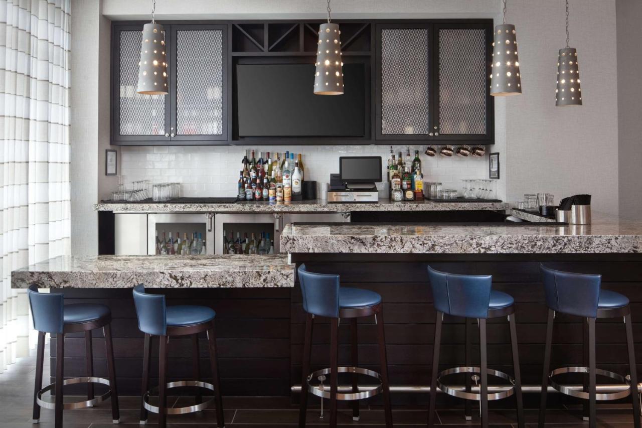 | Homewood Suites By Hilton Teaneck Glenpointe