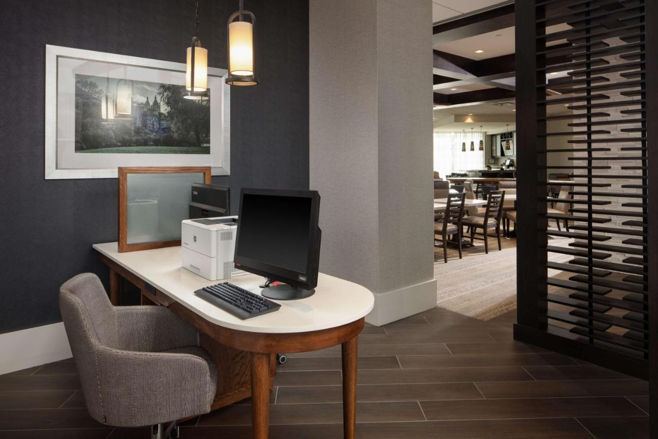 | Homewood Suites By Hilton Teaneck Glenpointe