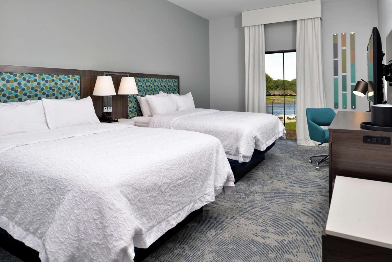 Queen Room with Two Queen Beds - Hearing Accessible/Non-Smoking at Hampton Inn Cedar Falls Downtown