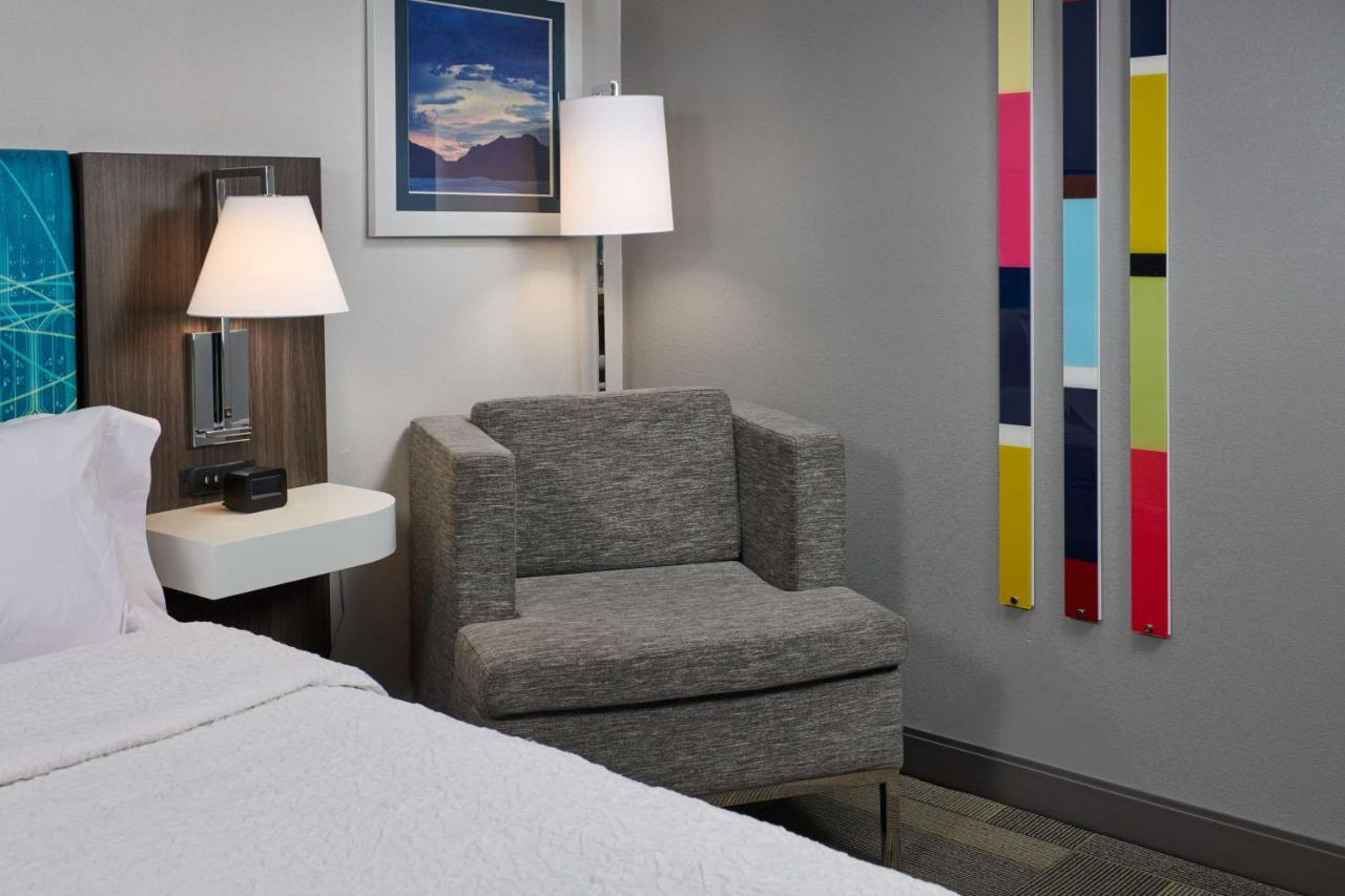 King Room - Disability Access at Hampton Inn Alamogordo
