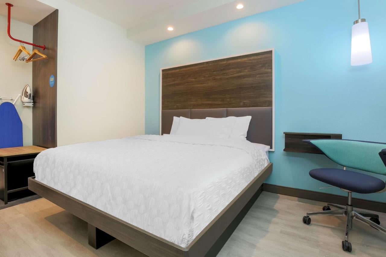 King Room at Tru By Hilton Amarillo West