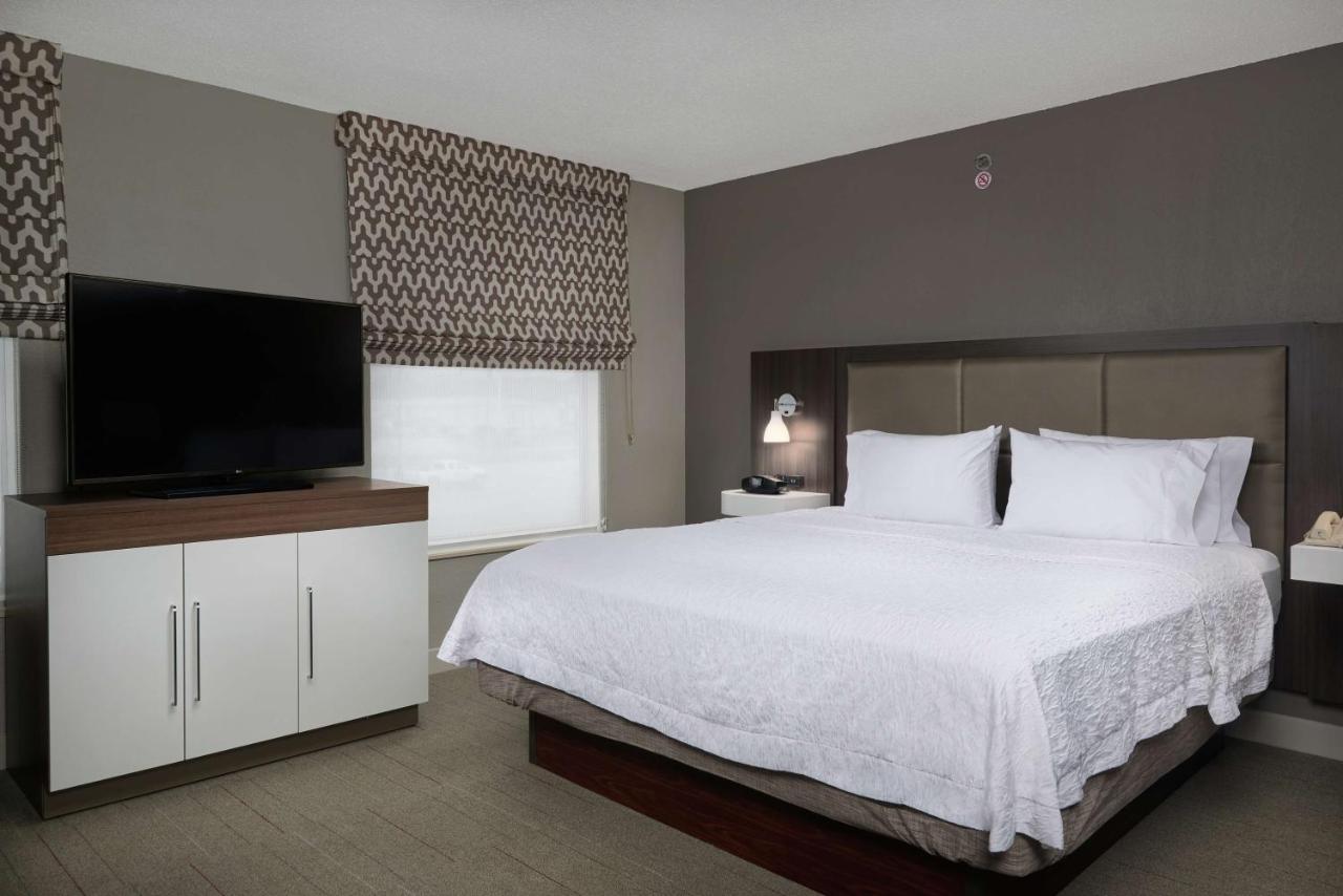Non-Smoking King Studio Suite at Hampton Inn & Suites Oxford Anniston