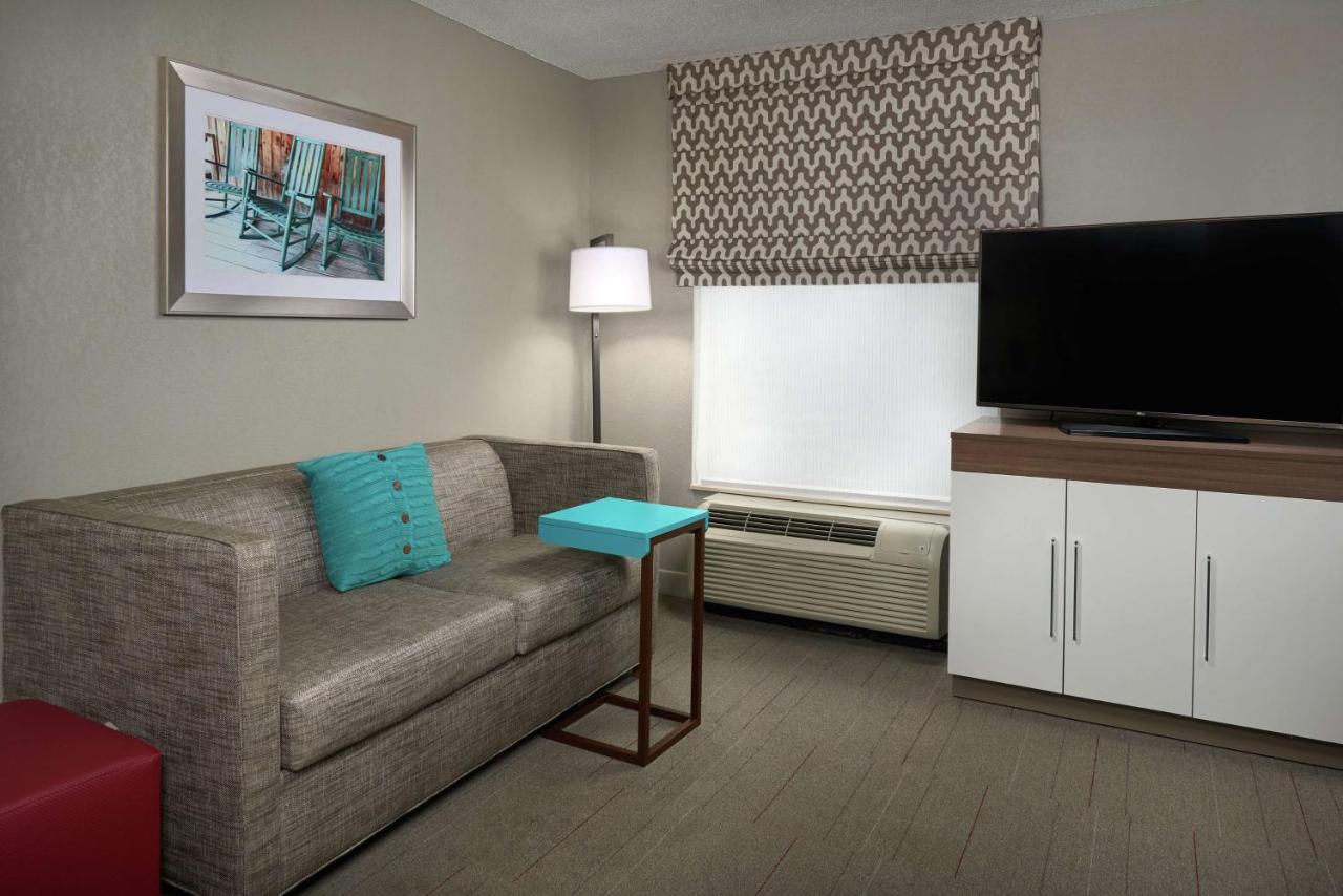 Non-Smoking King Studio Suite at Hampton Inn & Suites Oxford Anniston