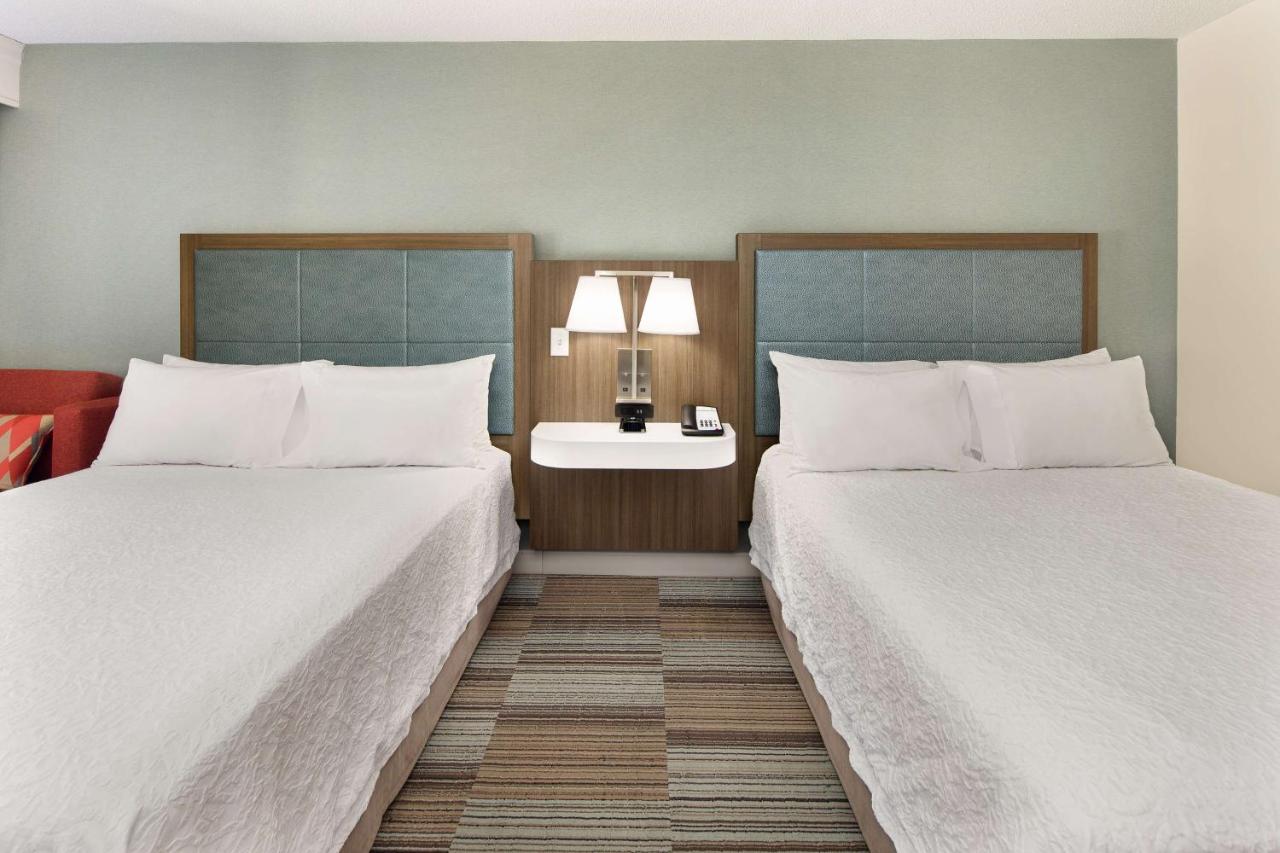 Queen Room with Bath Tub - Disability Access at Hampton Inn Atlanta-Georgia Tech-Downtown
