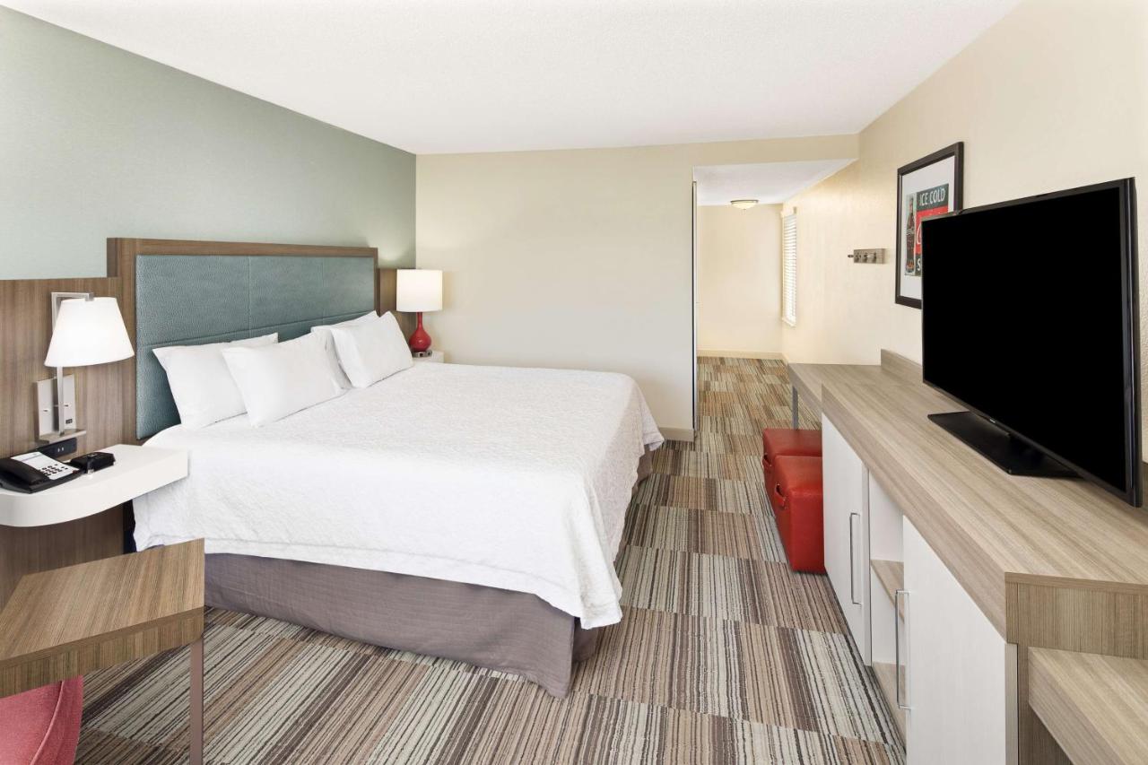 King Room - Non-Smoking at Hampton Inn Atlanta-Georgia Tech-Downtown
