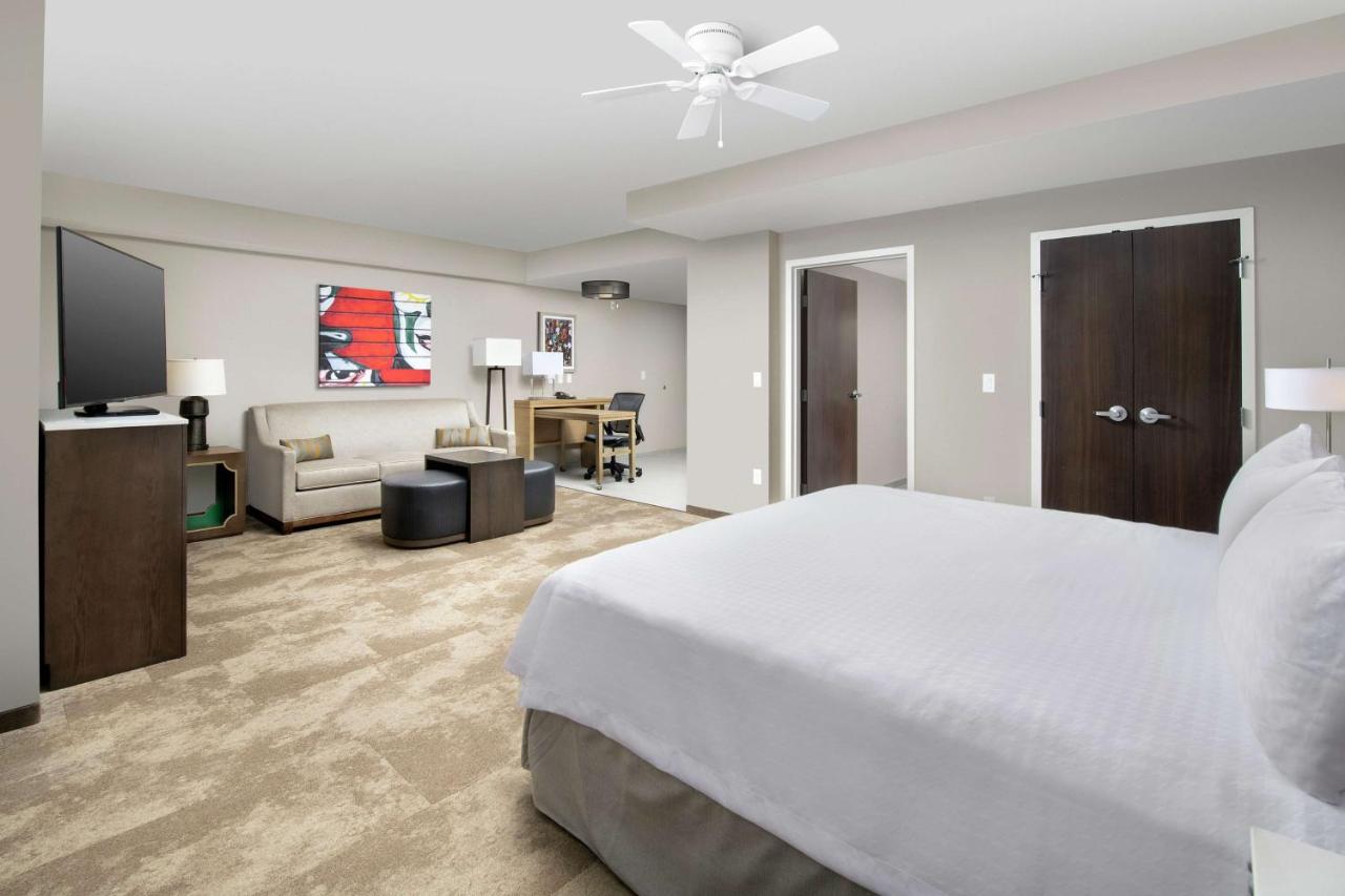 King Room - Mobility/Hearing Accessible - Non-Smoking at Homewood Suites by Hilton Austin Downtown