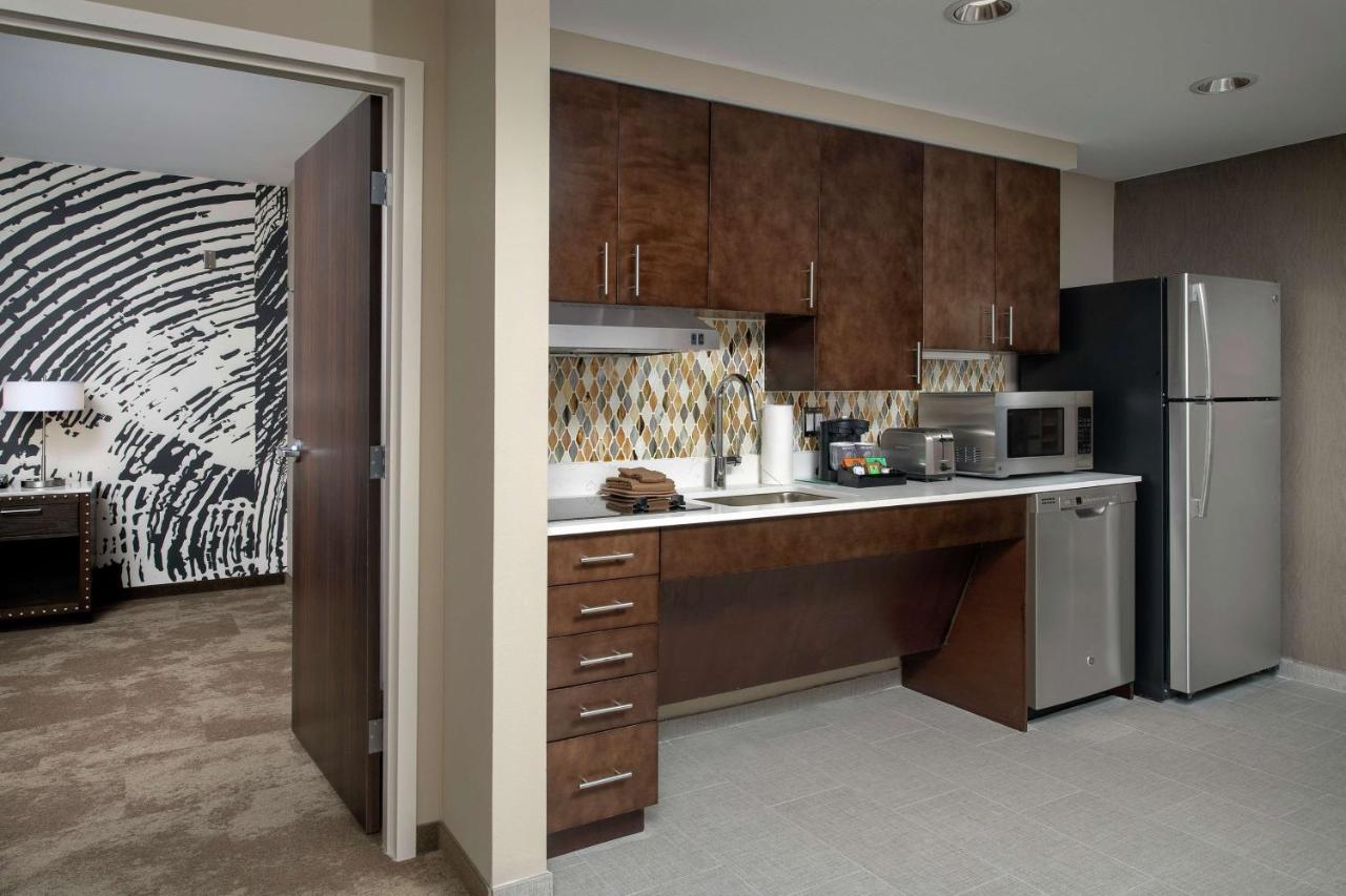King Suite with Roll-In Shower - Mobility/Hearing Accessible/Non-Smoking at Homewood Suites by Hilton Austin Downtown