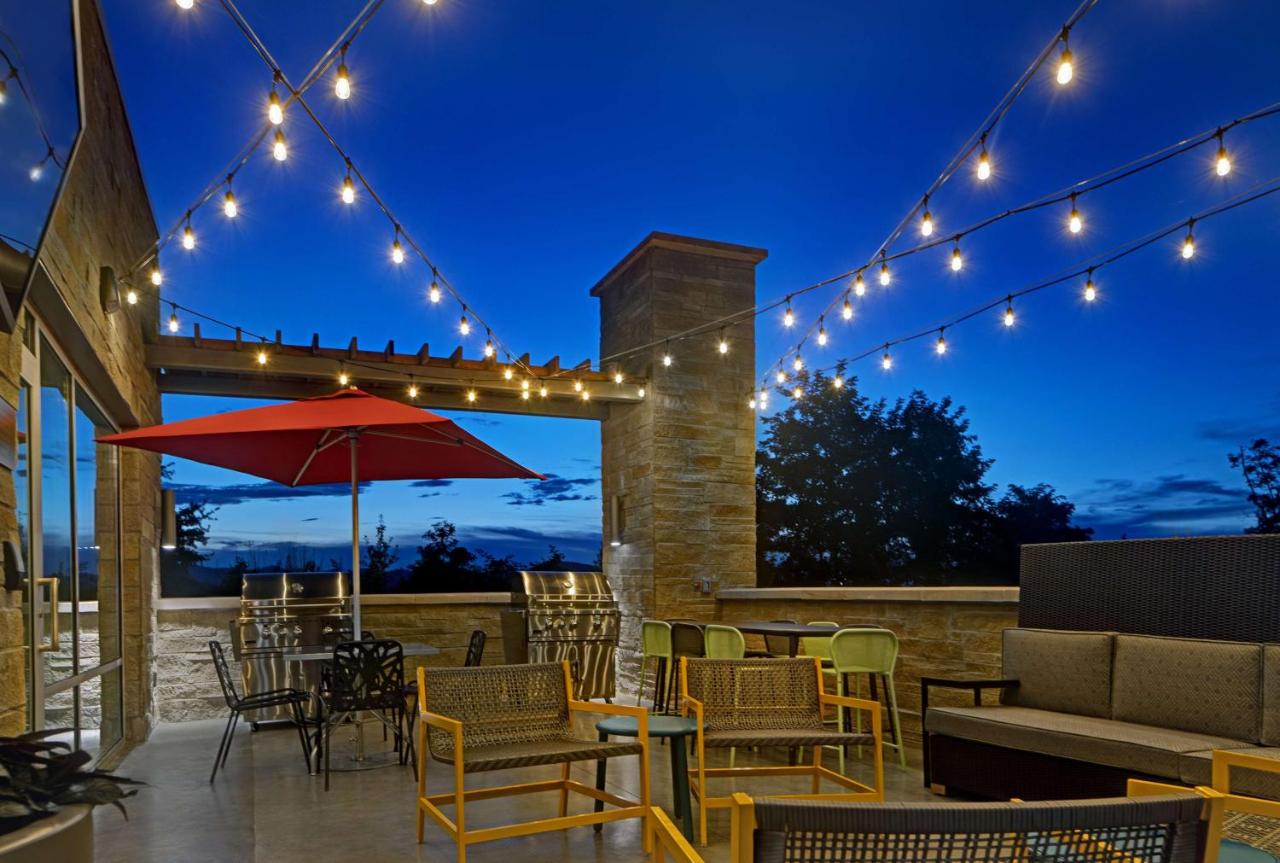 | Home2 Suites By Hilton Asheville Airport