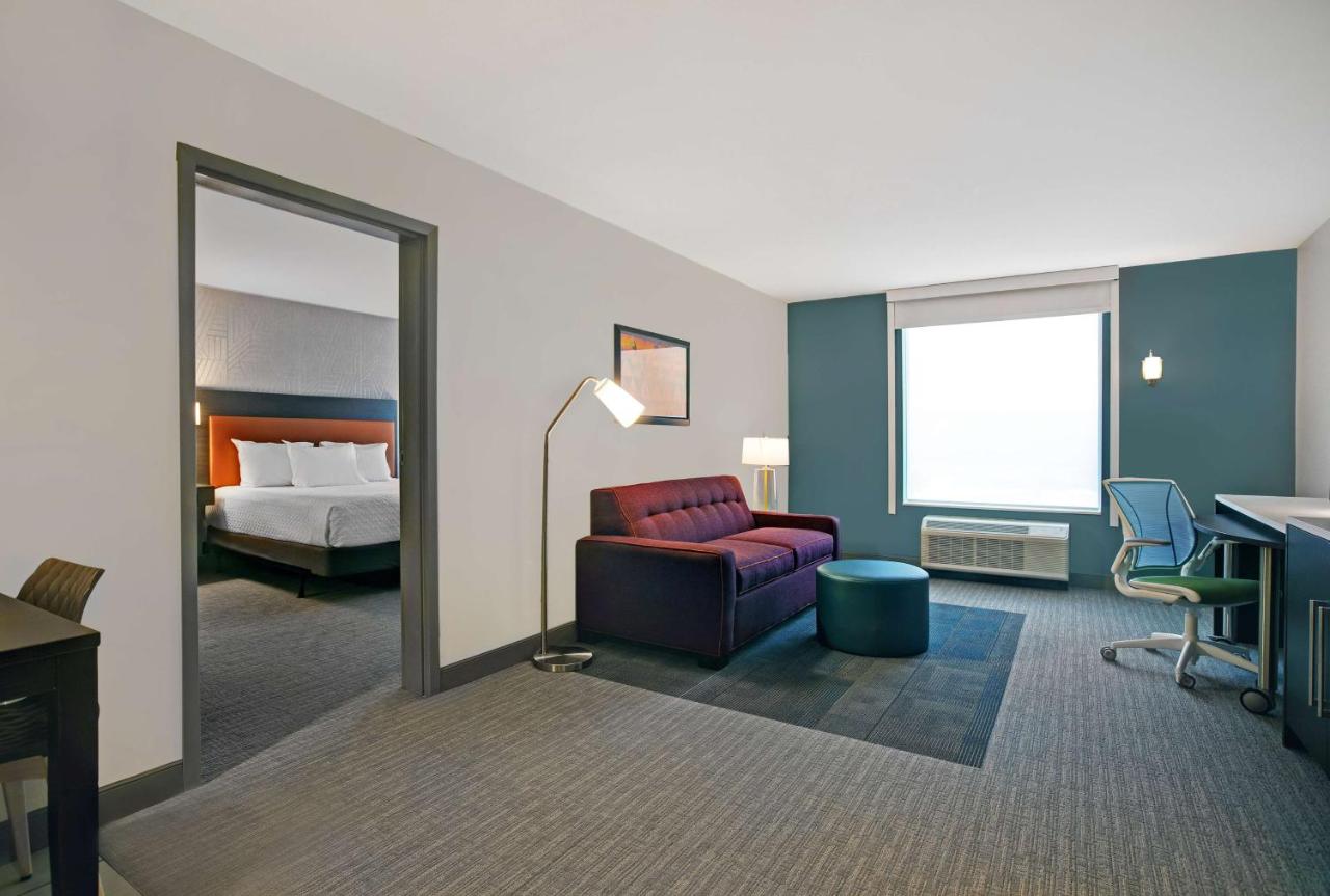 | Home2 Suites By Hilton Asheville Airport