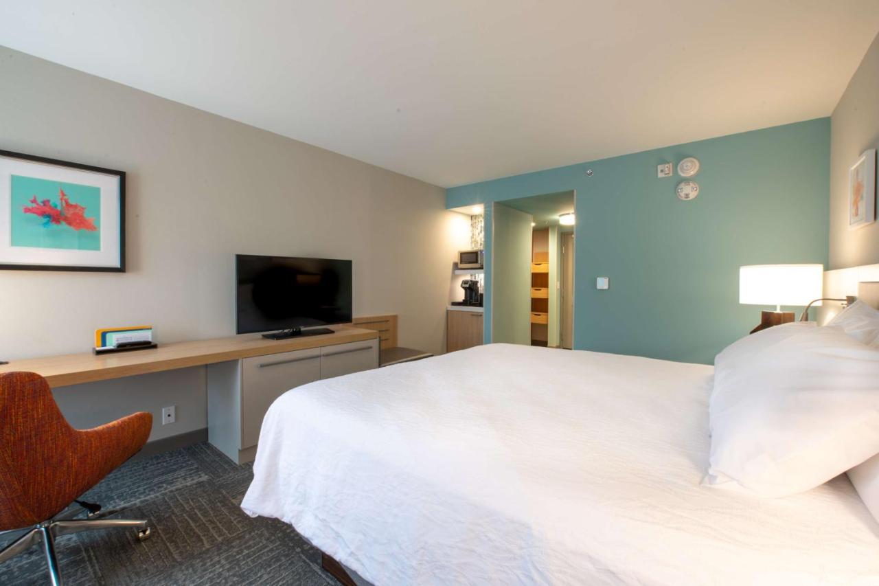 King Room - Hearing Accessible at Hilton Garden Inn - Asheville South