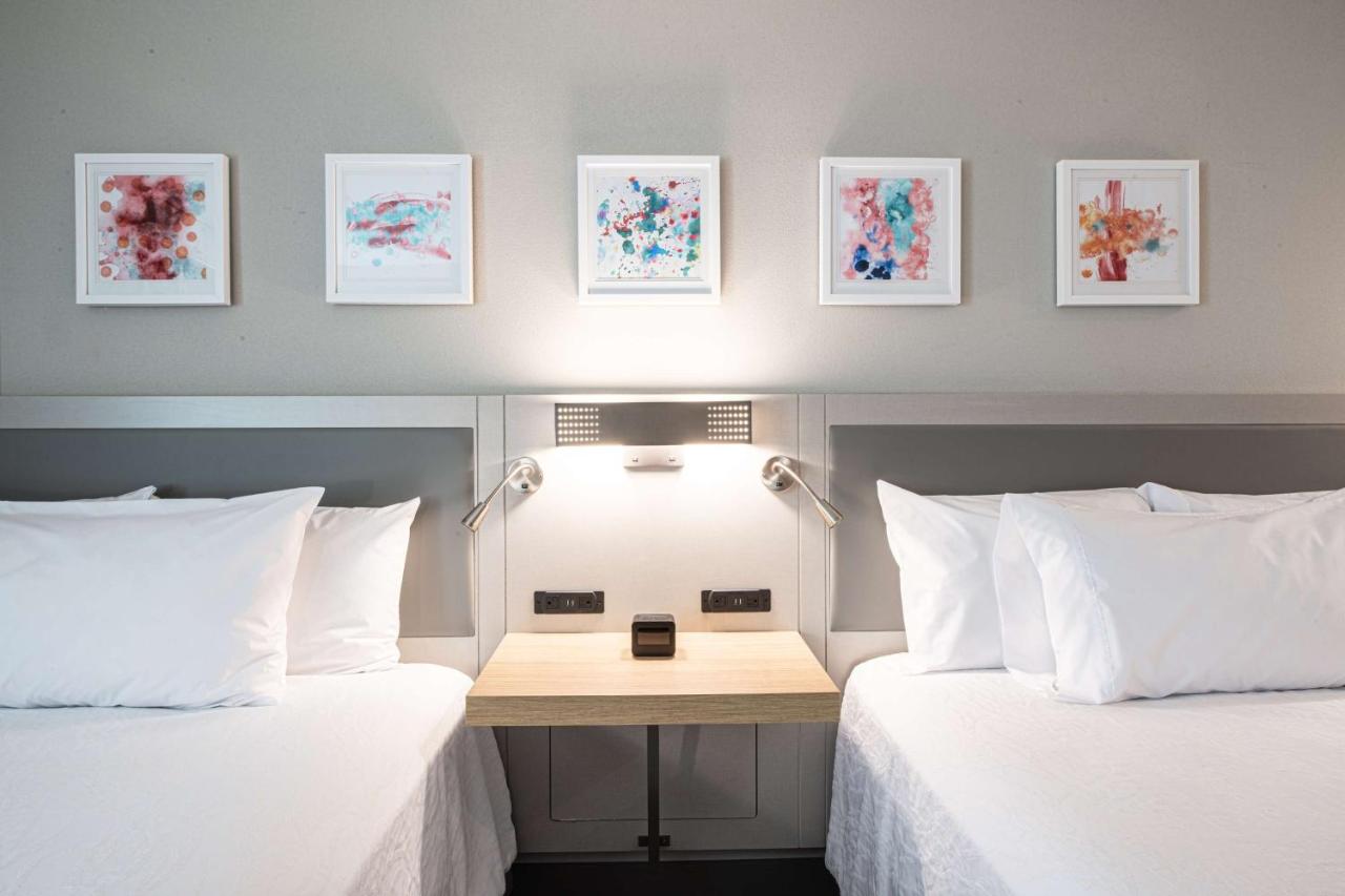 Queen Room with Two Queen Beds - Hearing Accessible at Hilton Garden Inn - Asheville South