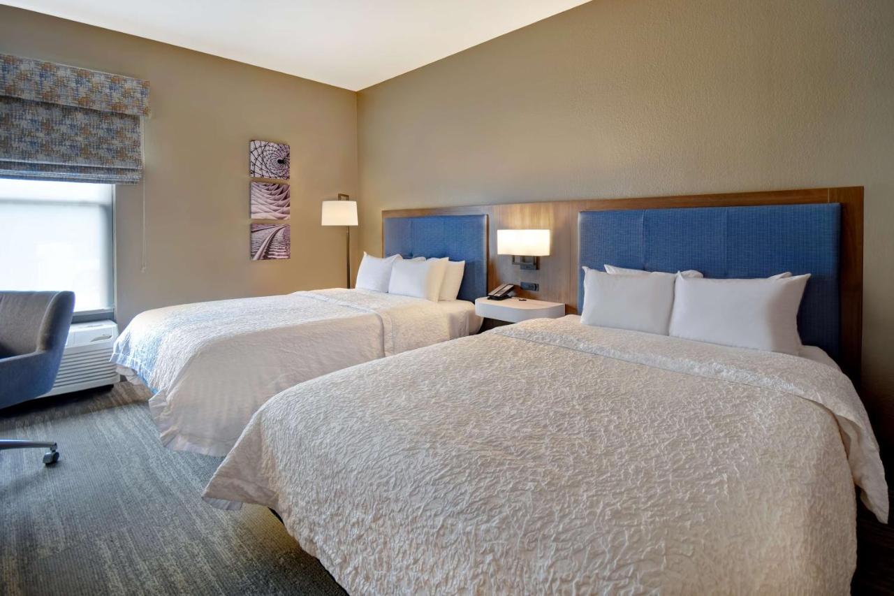Two Queen Beds - Disability Access/Hearing Accessible - Non-Smoking at Hampton Inn Birmingham-Colonnade 280