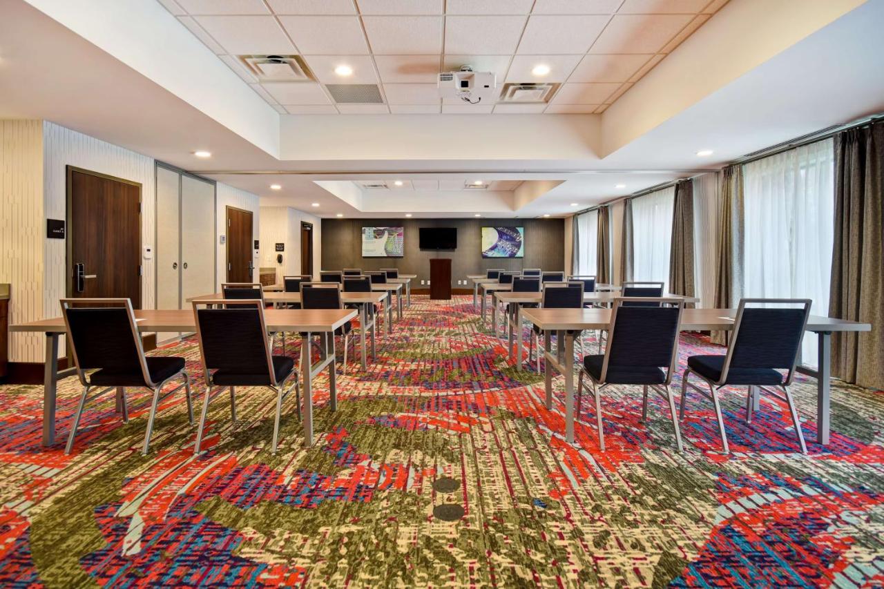  | Hampton Inn Pleasant View
