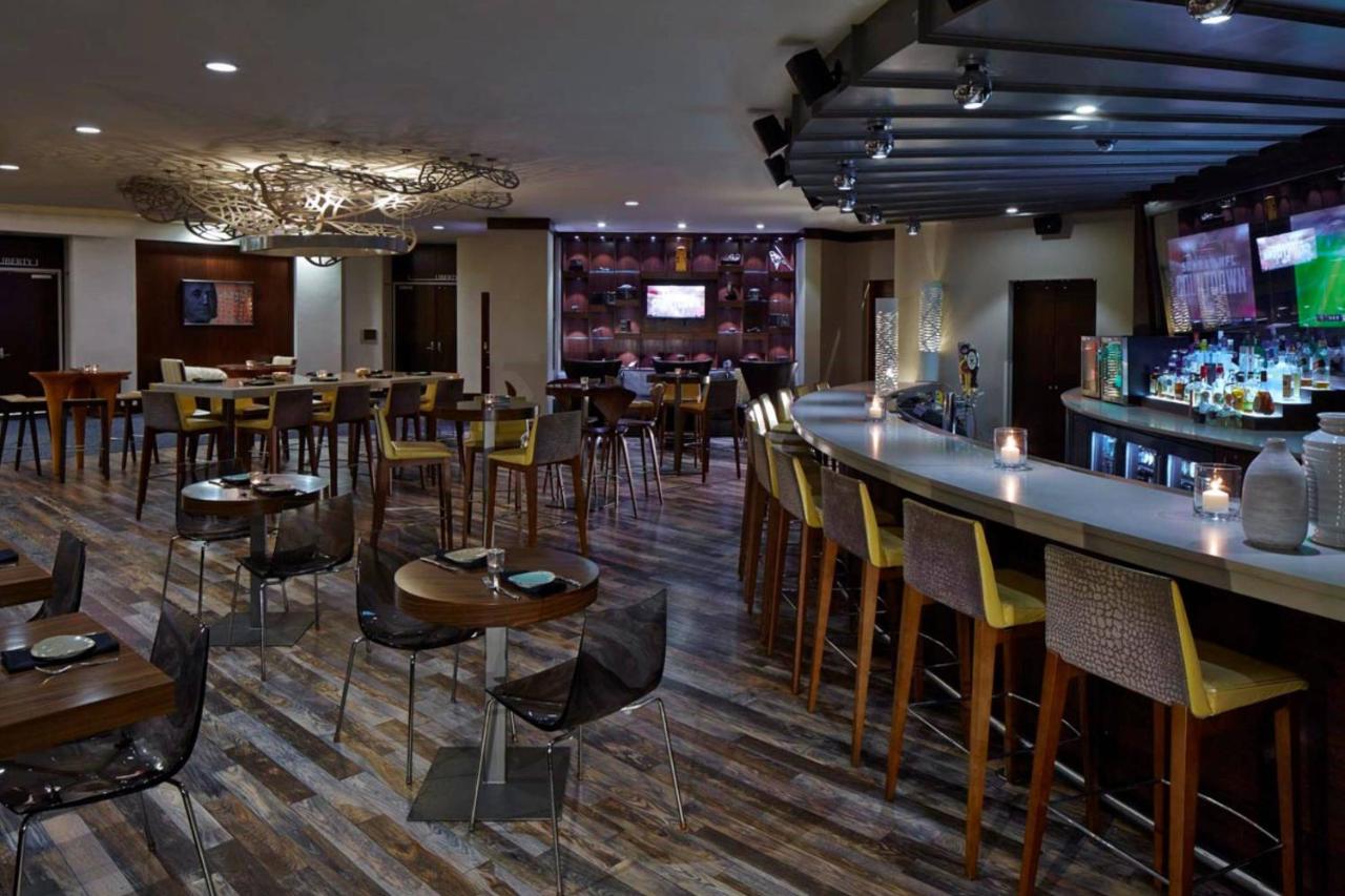 | Delta Hotel Philadelphia Airport