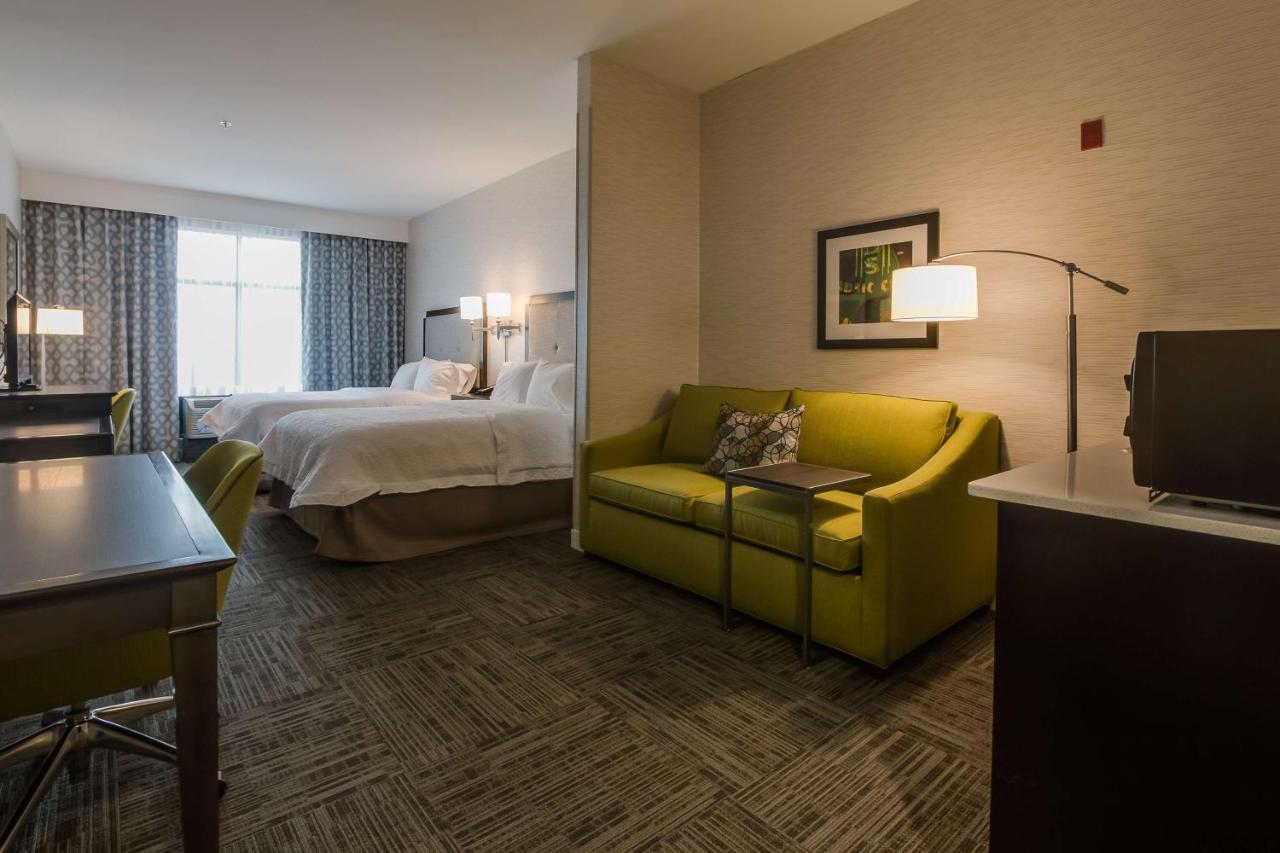 Queen Studio Suite - Non-Smoking at Hampton Inn White House