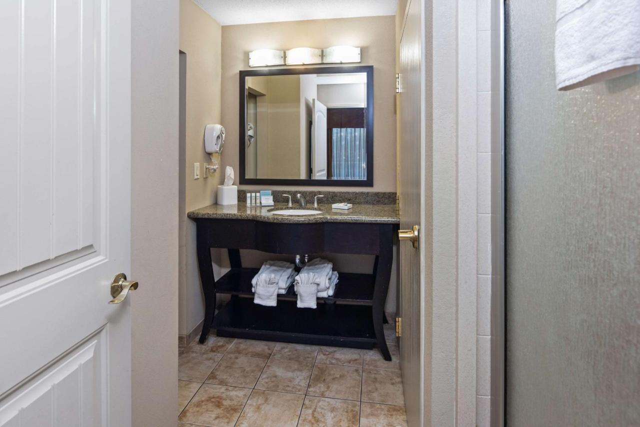King Studio with Spa Bath at Hampton Inn & Suites Banning-Beaumont