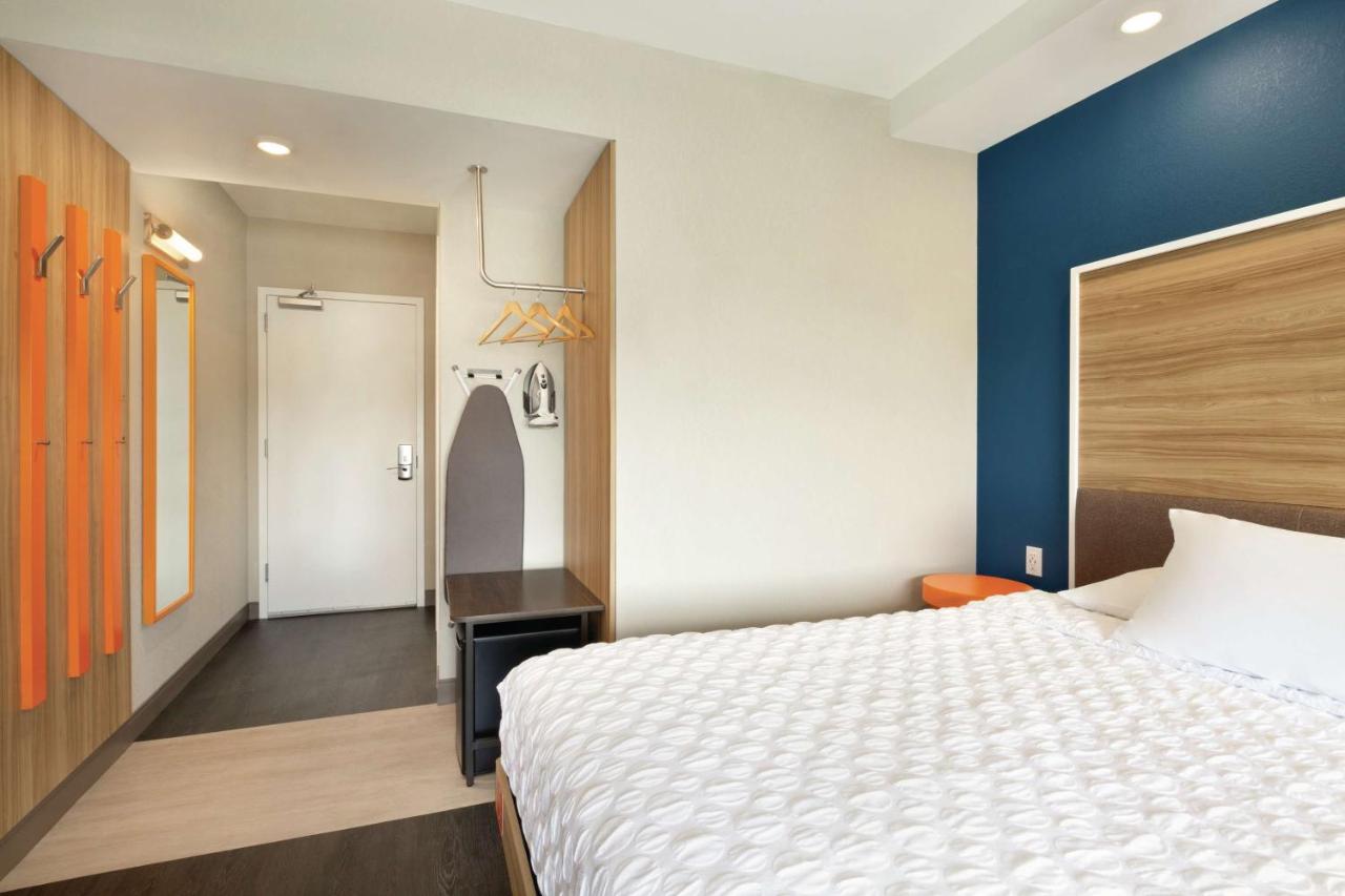 King Room at Tru by Hilton Meridian Boise West ID
