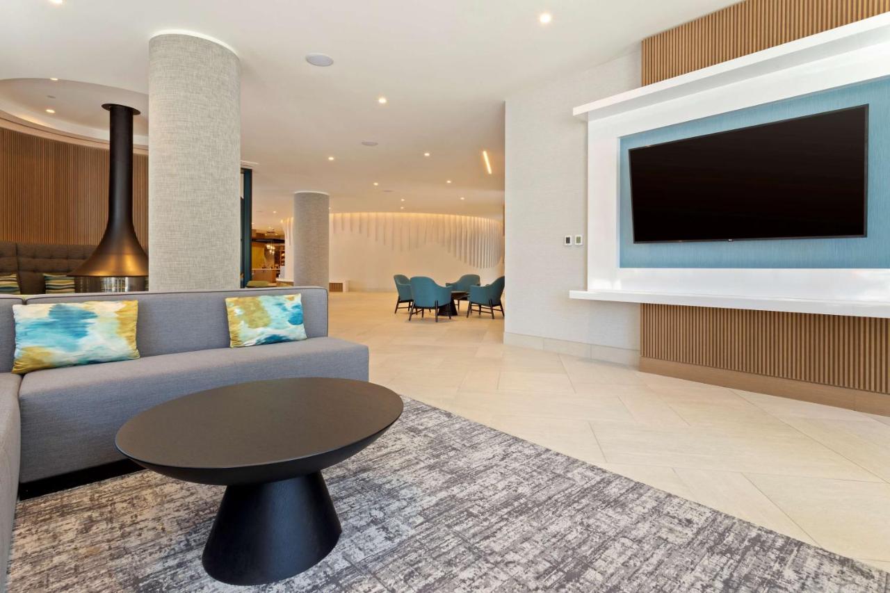 | Hilton Garden Inn Boston Brookline, Ma