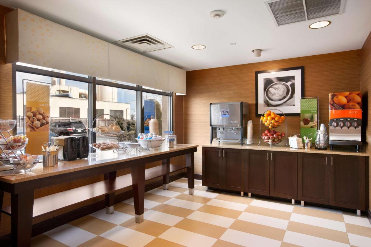 | Hampton Inn Boston/Braintree