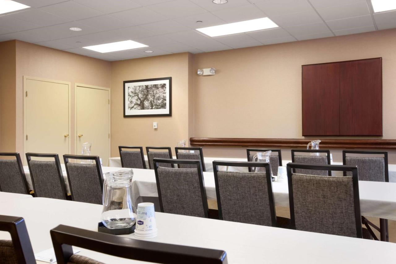 | Hampton Inn Boston/Braintree
