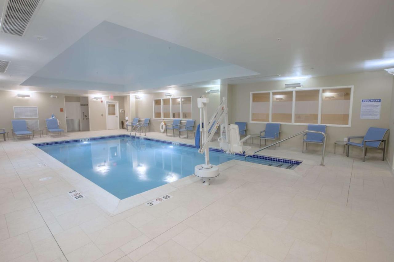 | Hampton Inn by Hilton Amesbury, MA