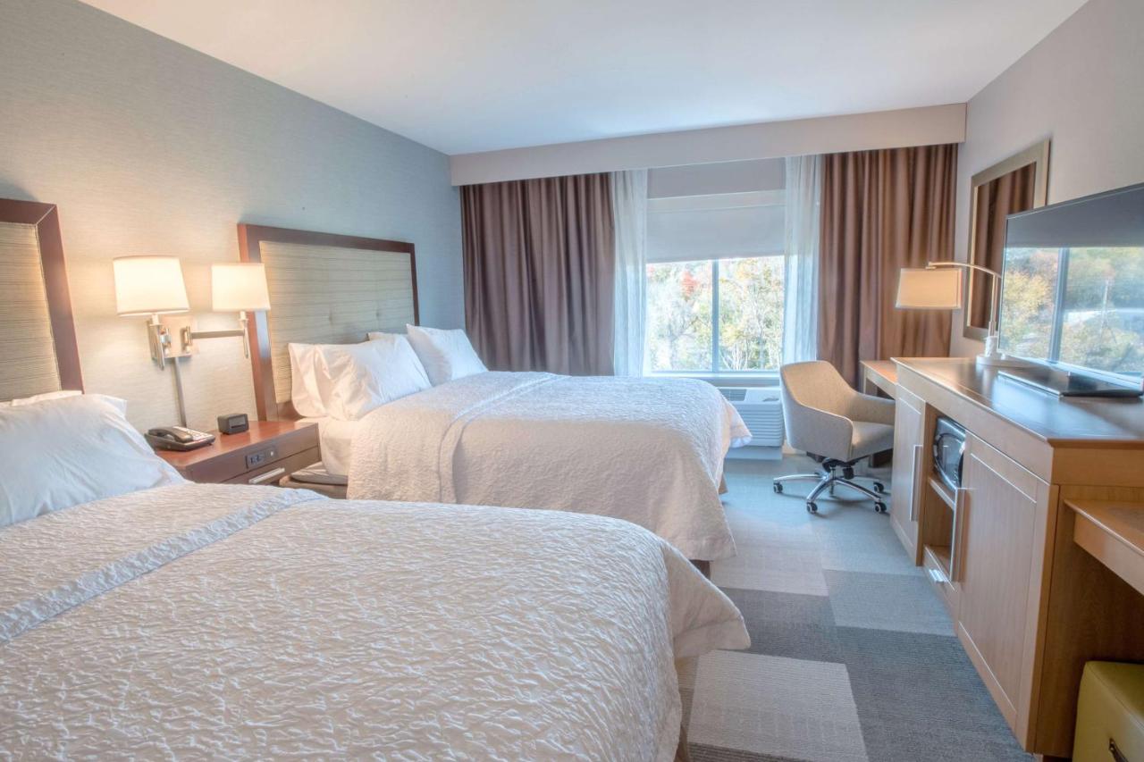 | Hampton Inn by Hilton Amesbury, MA