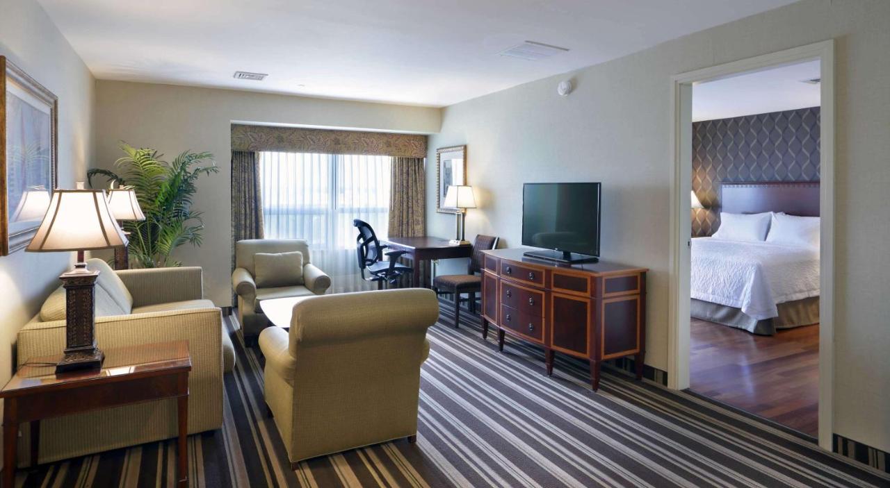 | Hampton Inn Boston-Natick