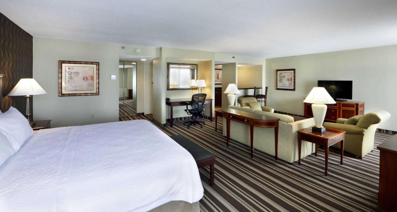 | Hampton Inn Boston-Natick