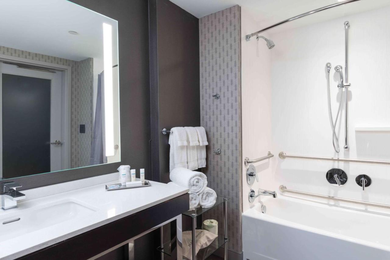 | Hilton Garden Inn Foxborough Patriot Place