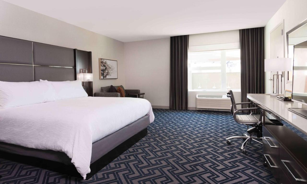 | Hilton Garden Inn Foxborough Patriot Place