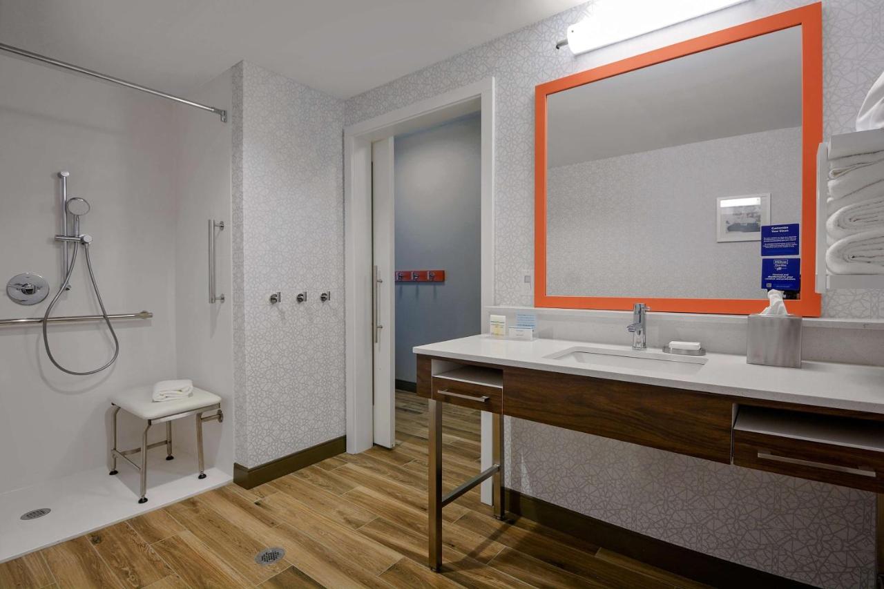  | Hampton Inn Salem, Ma