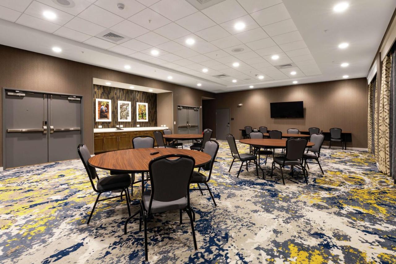 | Hampton Inn & Suites By Hilton-Columbia Killian Road