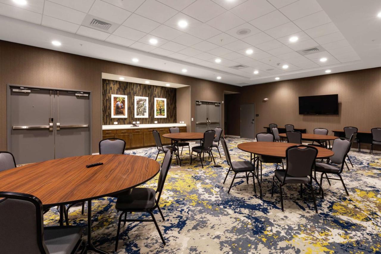 | Hampton Inn & Suites By Hilton-Columbia Killian Road