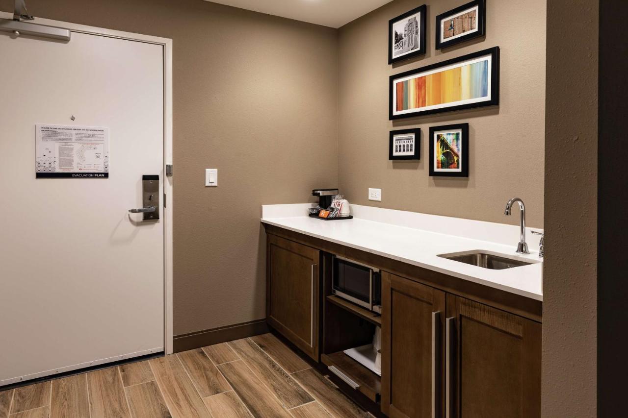 | Hampton Inn & Suites By Hilton-Columbia Killian Road