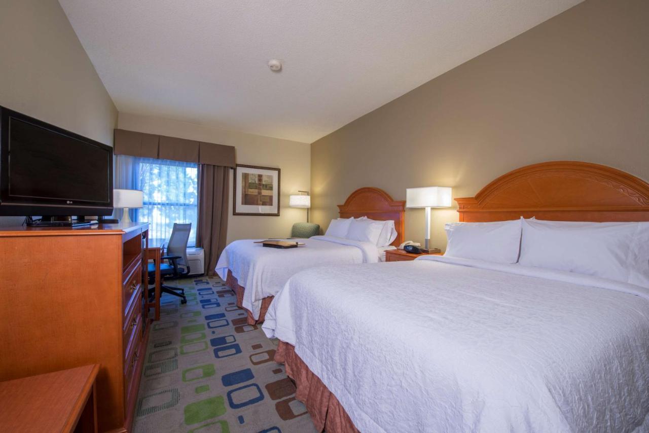 Queen Room with Two Queen Beds - Non-Smoking at Hampton Inn Atlanta - Newnan