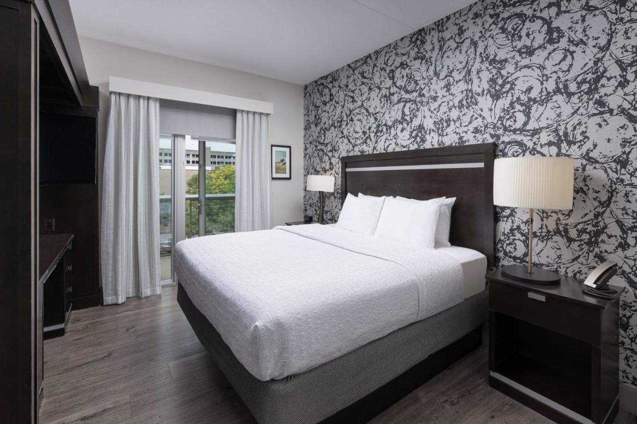 King Suite at Hampton Inn & Suites Chattanooga/Downtown