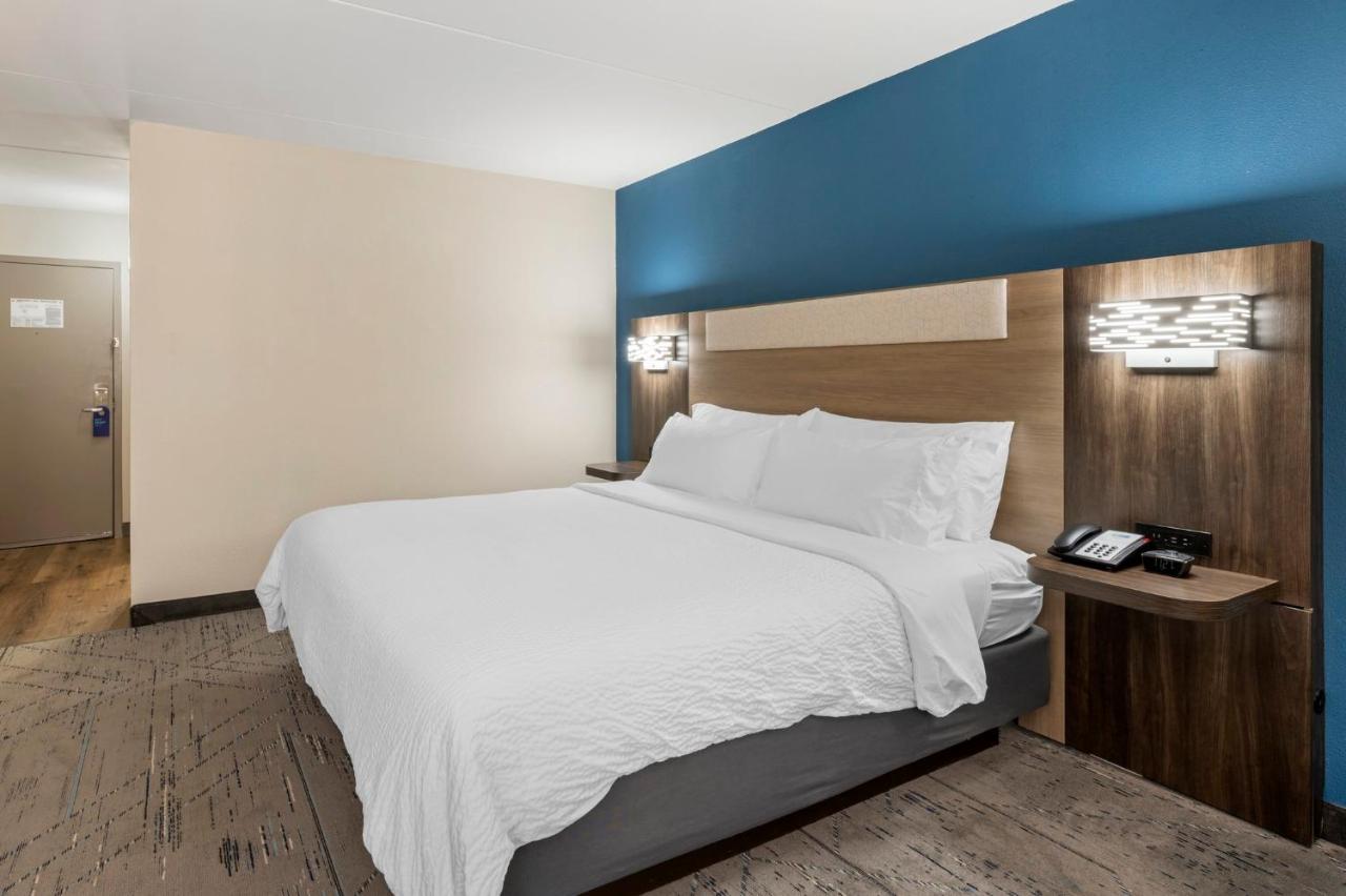 | Comfort Inn Greencastle