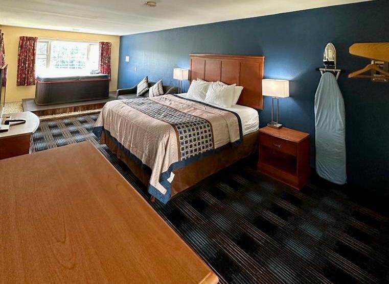 | Swiss Chalets Village Inn