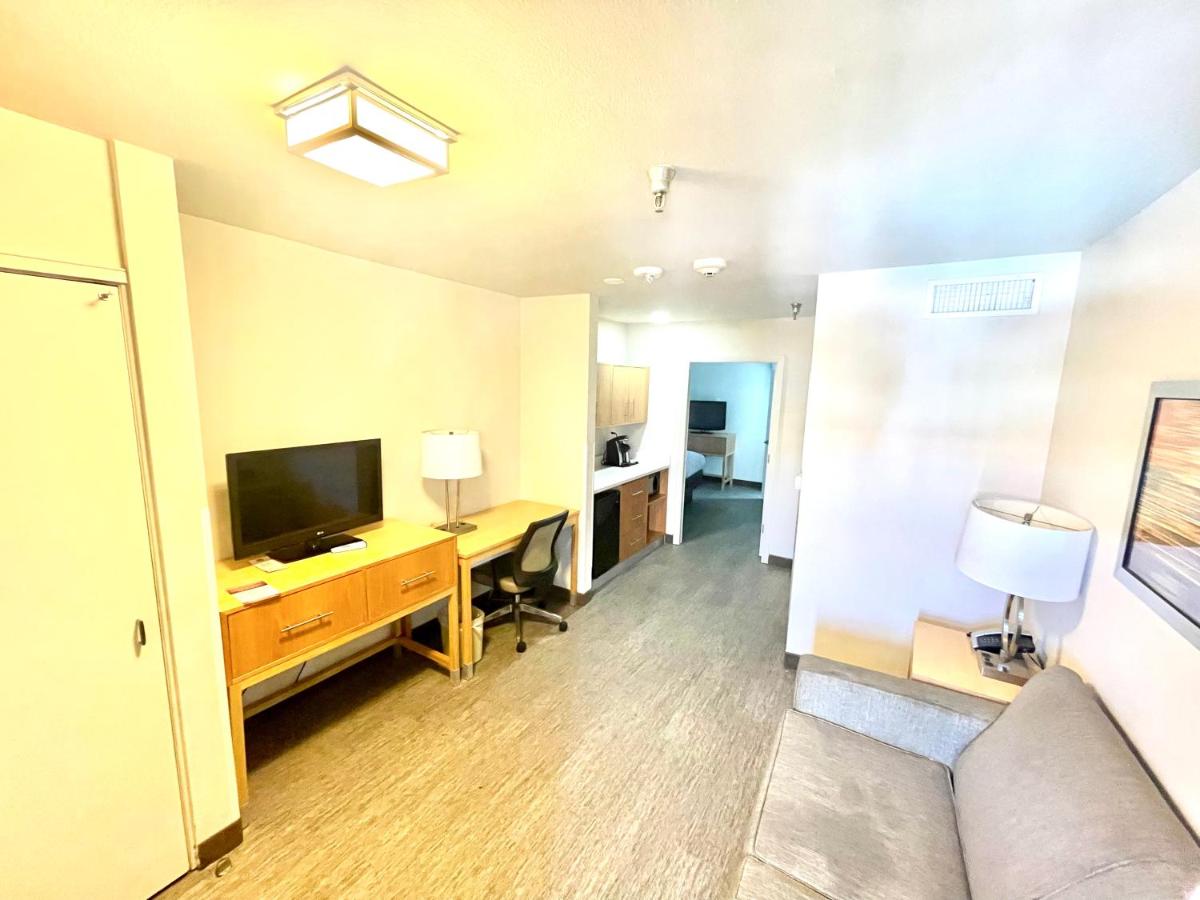 Superior King Suite Disability Access Smoke Free at Red Roof PLUS+ & Suites Tampa - Busch Gardens