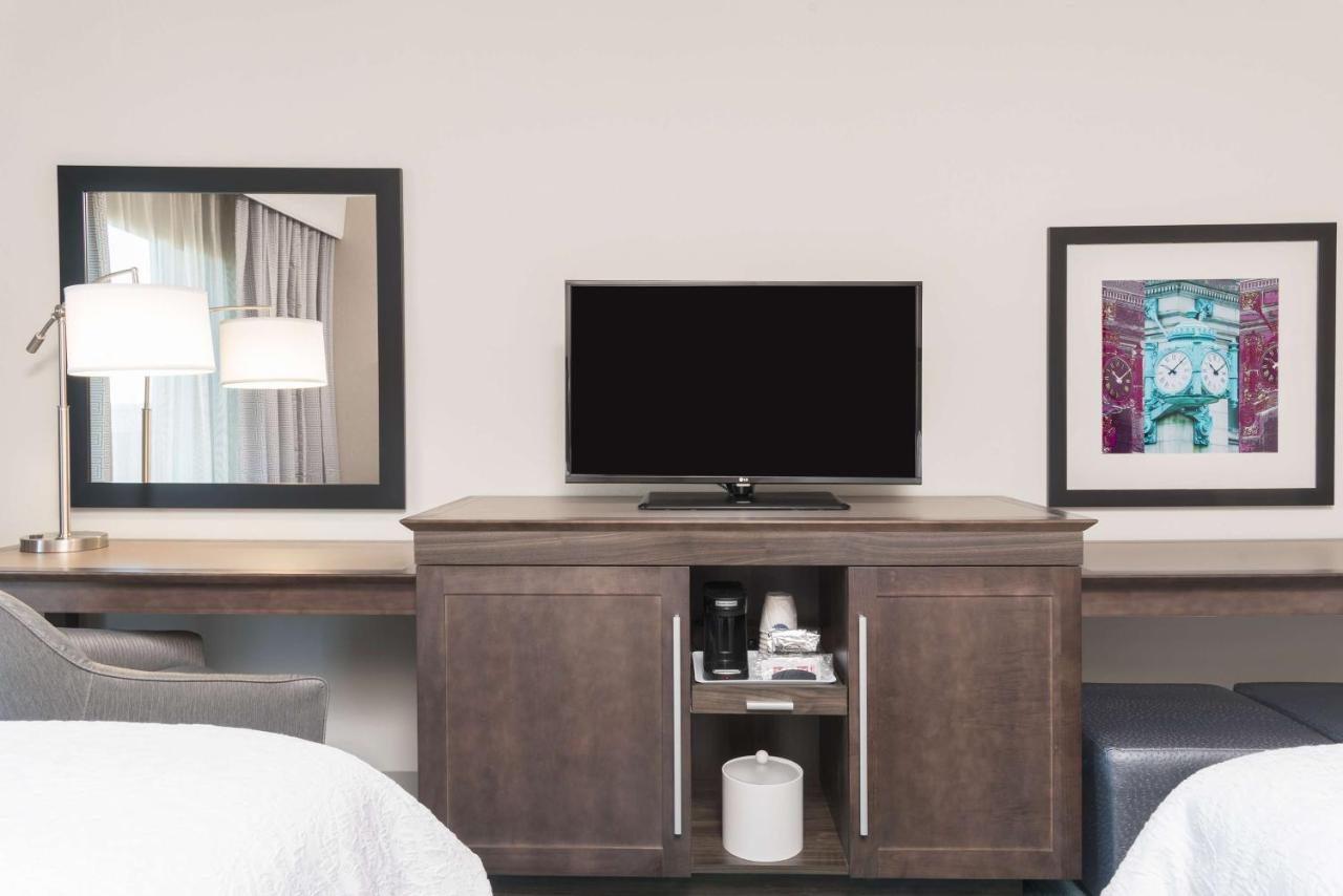 Premium Queen Suite - Non-Smoking at Hampton Inn & Suites Chicago Schaumburg