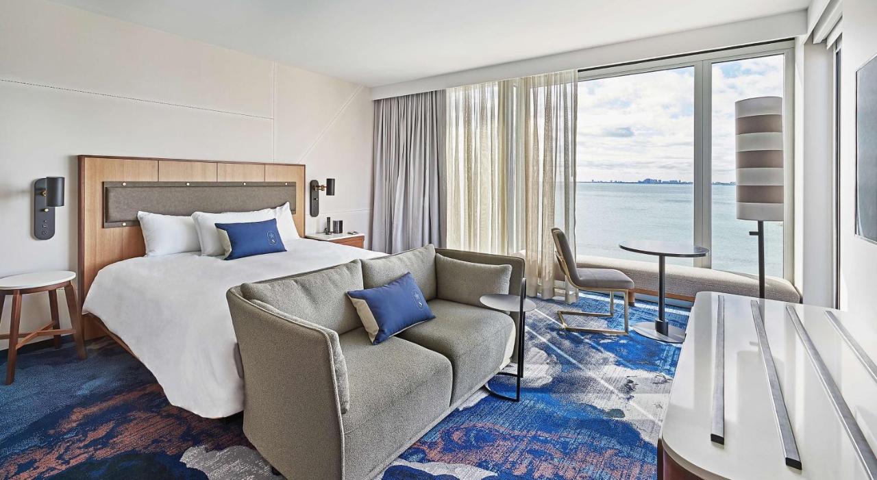 King Corner Room at Sable at Navy Pier Chicago, Curio Collection by Hilton